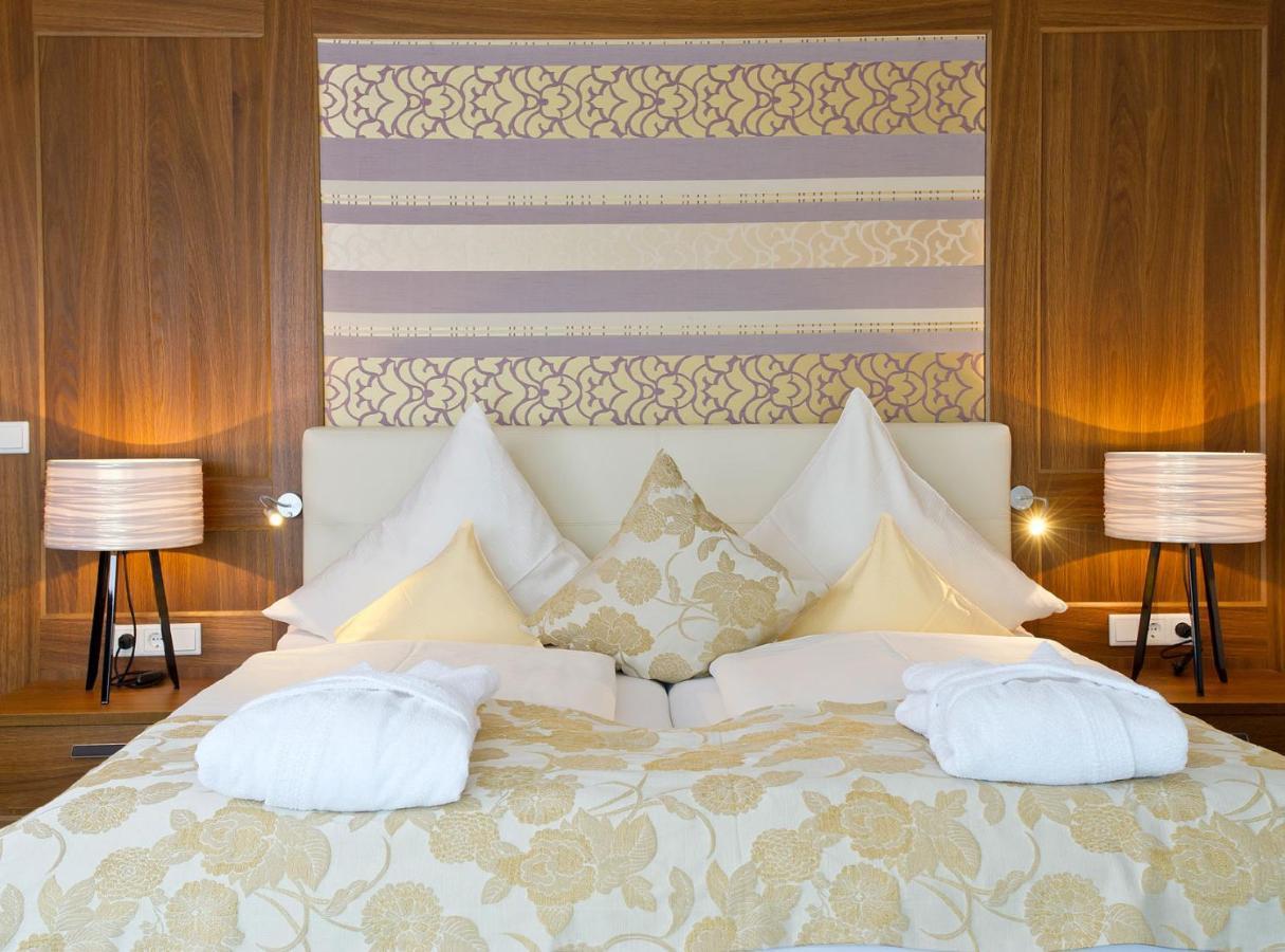 Hotel Heinzler Am See 이멘슈타트암보덴지 외부 사진