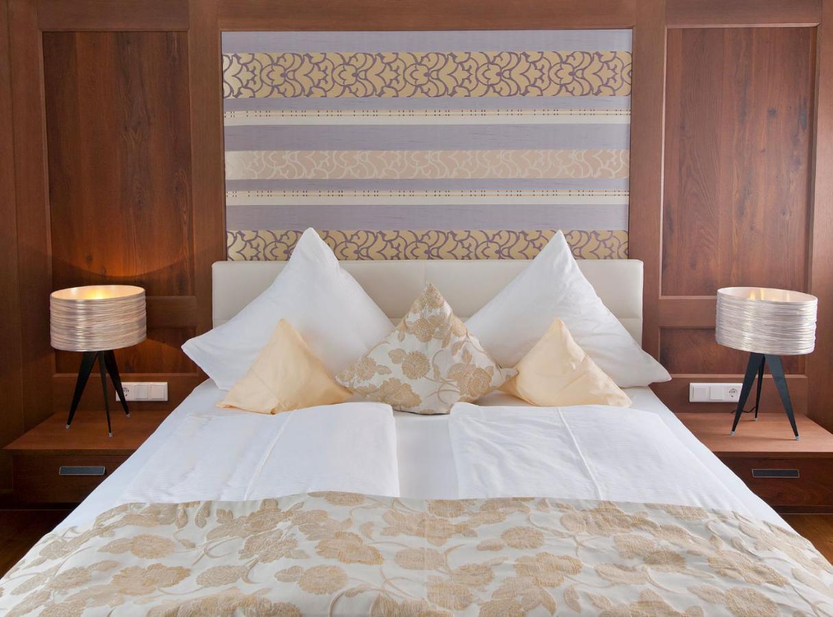 Hotel Heinzler Am See 이멘슈타트암보덴지 외부 사진